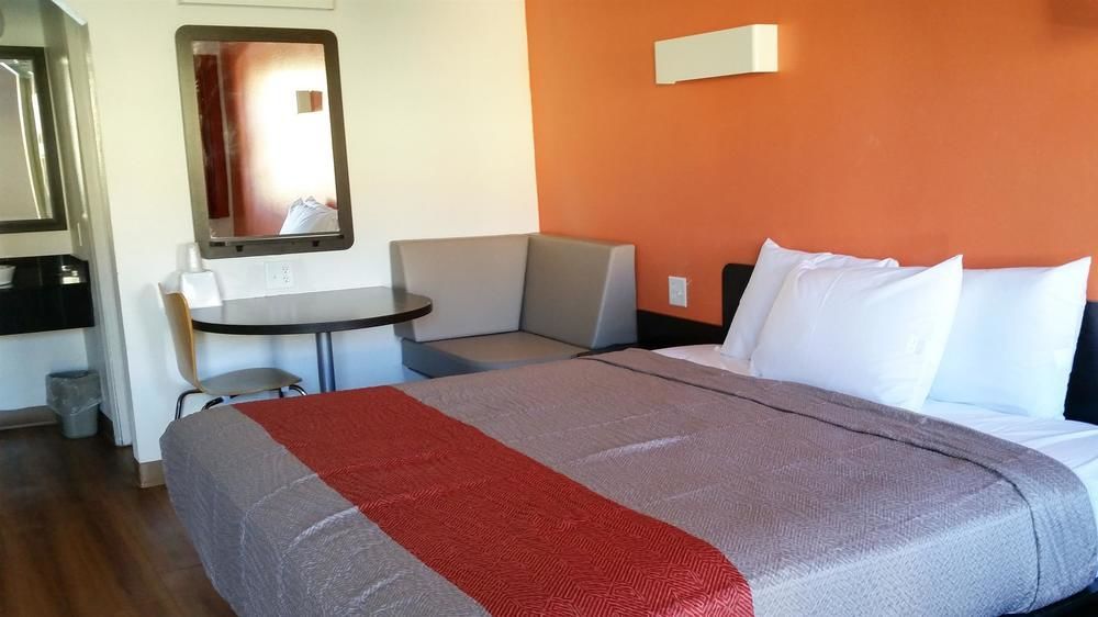 Motel 6-Blue Springs, Mo 외부 사진