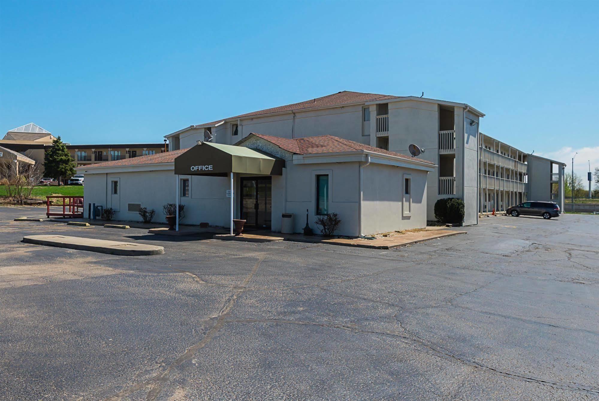 Motel 6-Blue Springs, Mo 외부 사진