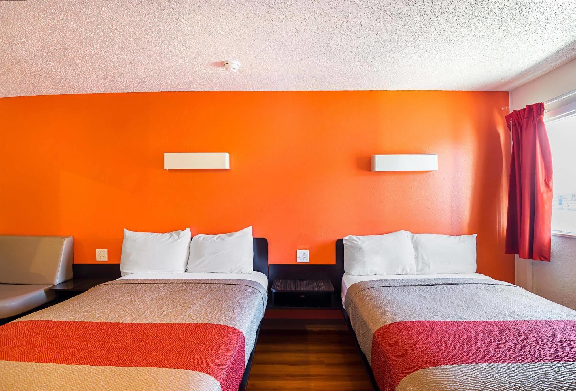 Motel 6-Blue Springs, Mo 외부 사진