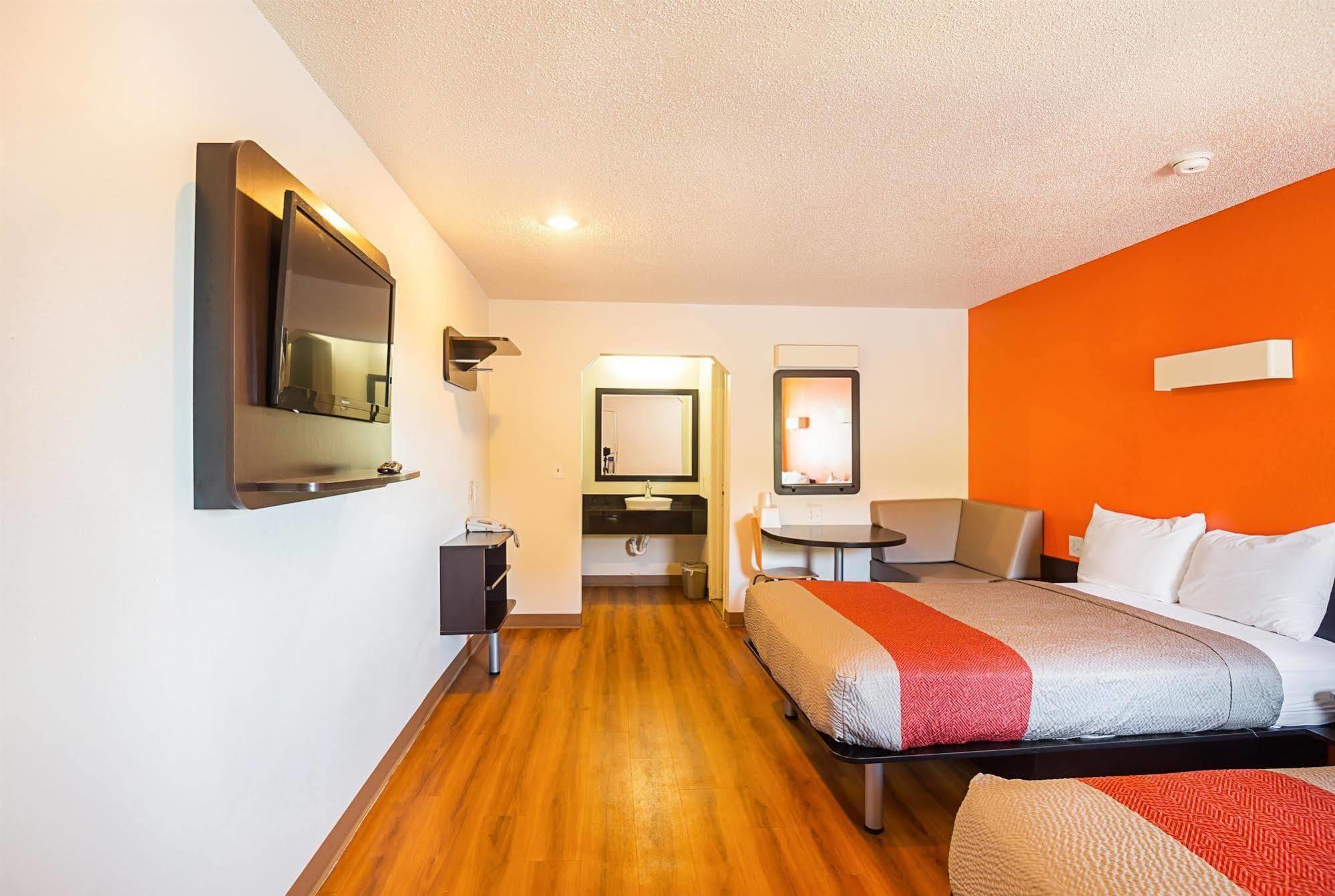Motel 6-Blue Springs, Mo 외부 사진